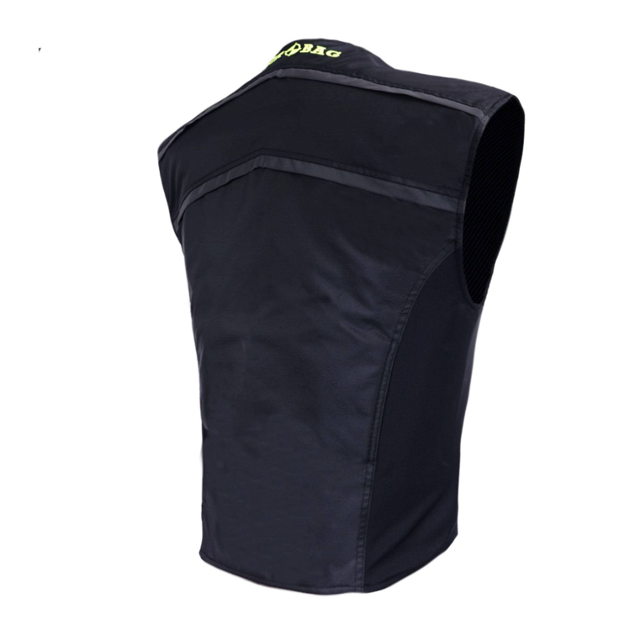 Parte posterior del chaleco airbag de moto exterior WISE VEST en color negro con certificación de alta resistencia a la abrasión.