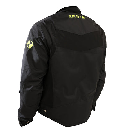 Vista trasera de la chaqueta para moto URBAN JACKET negra mostrando el diseño ergonómico y el logotipo reflectante.